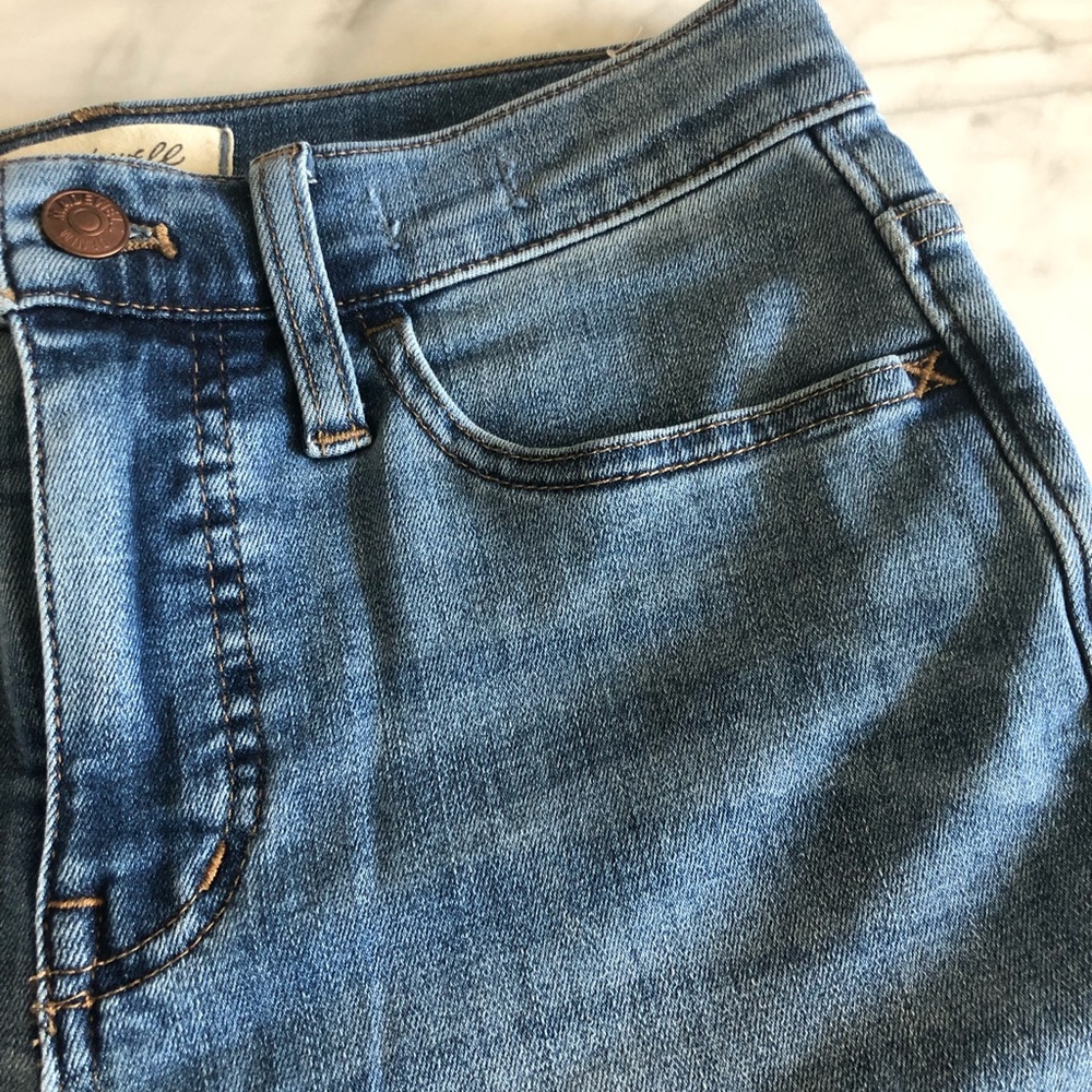 Madewell 9” Crop Skinny Jeans in Stinson Wash Size 26 - Picture 3 of 5